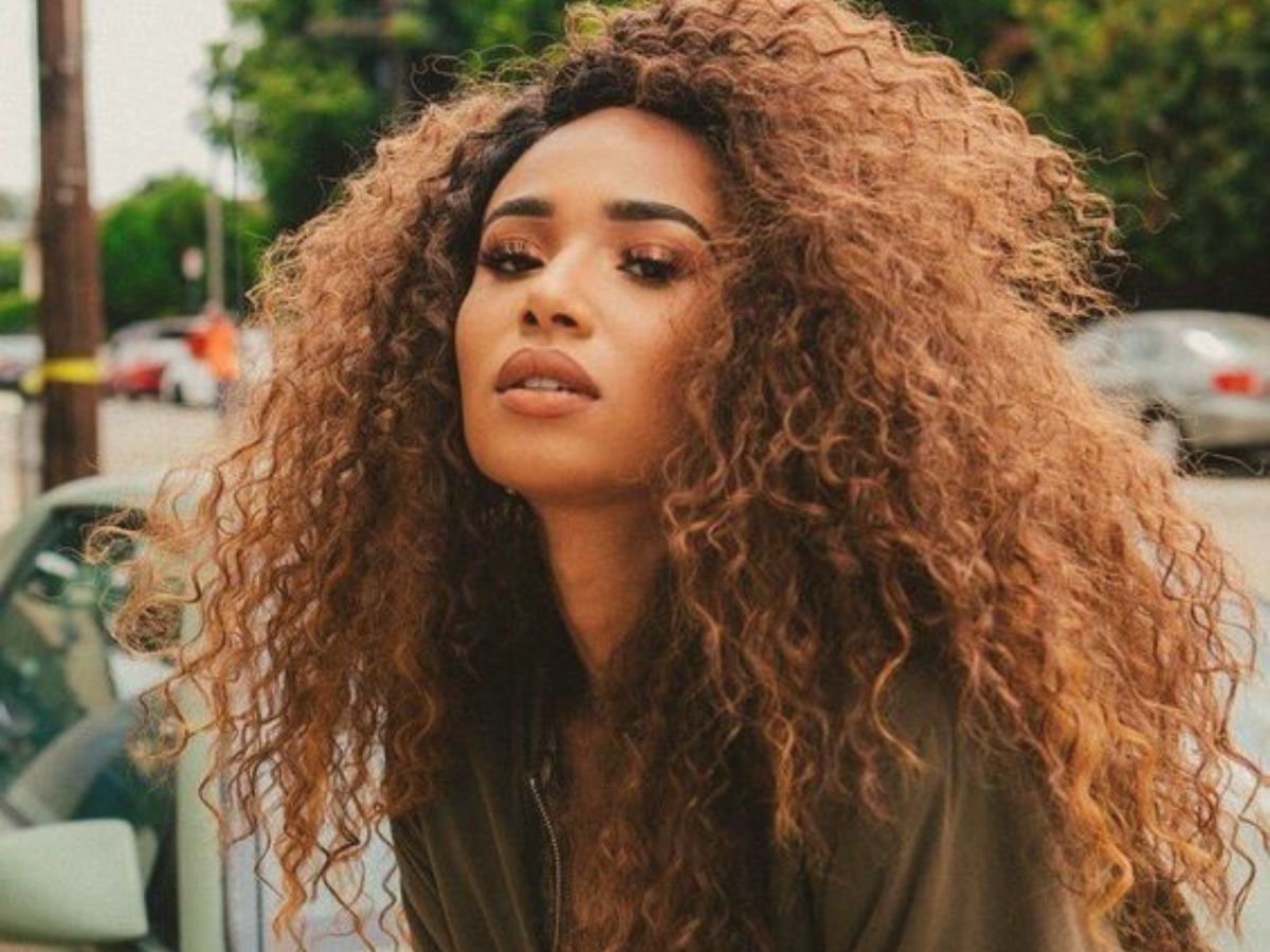 cremes-para-pentear-sos-cachos-para-um