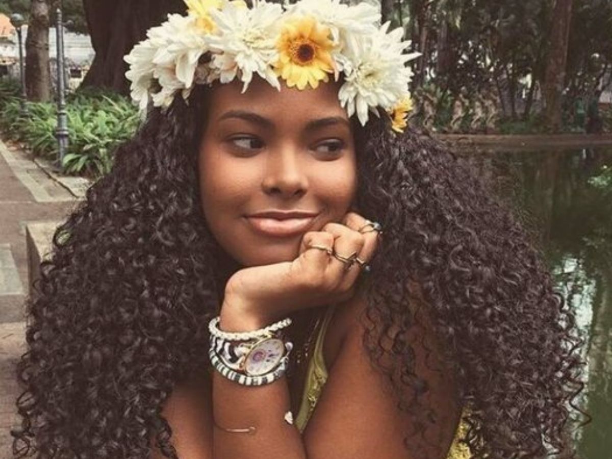 hidratacao-e-finalizacao-definir-cabelos-cacheados