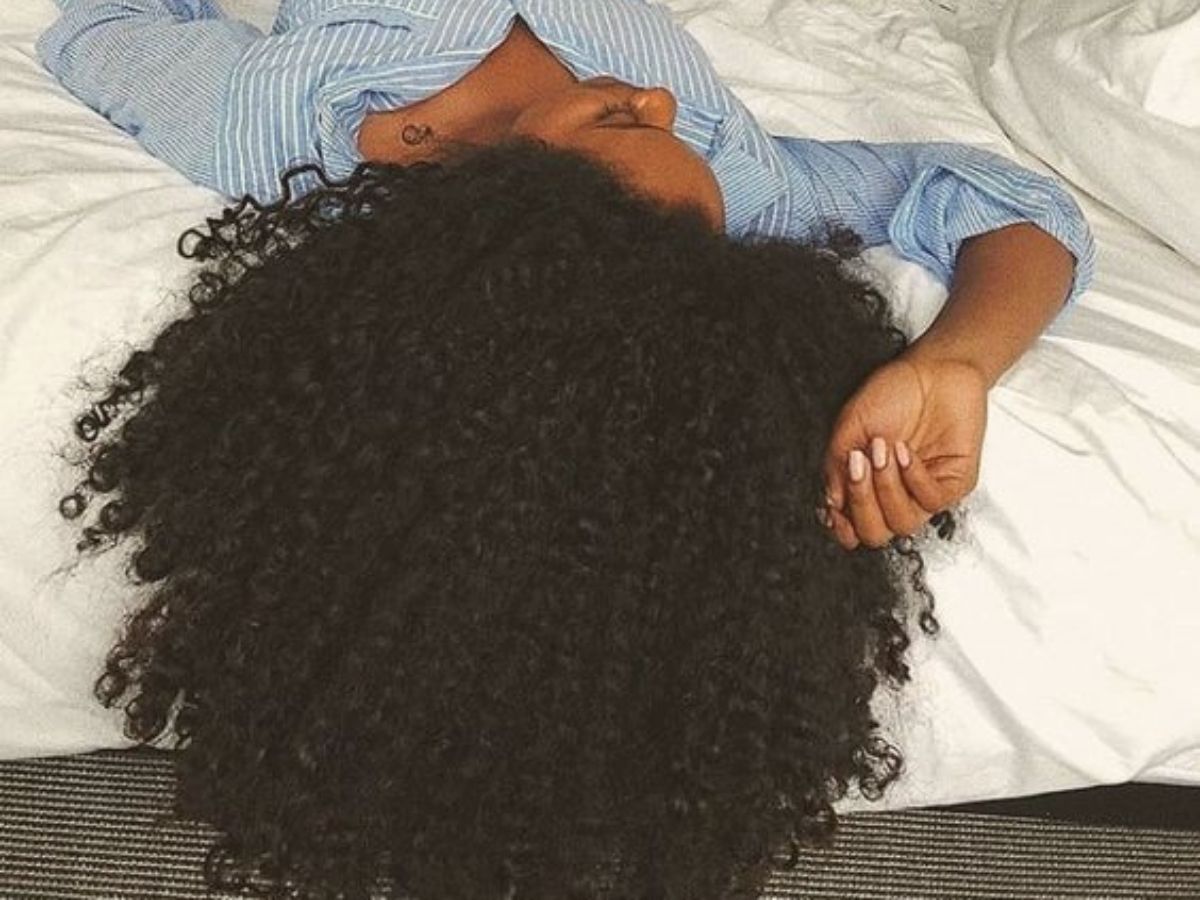 como-cortar-cabelo-cacheado-em-camadas