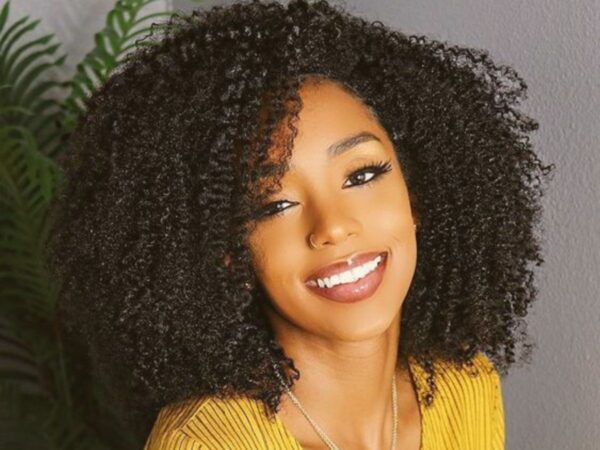 9 produtos essenciais na hora de lavar cabelos cacheados